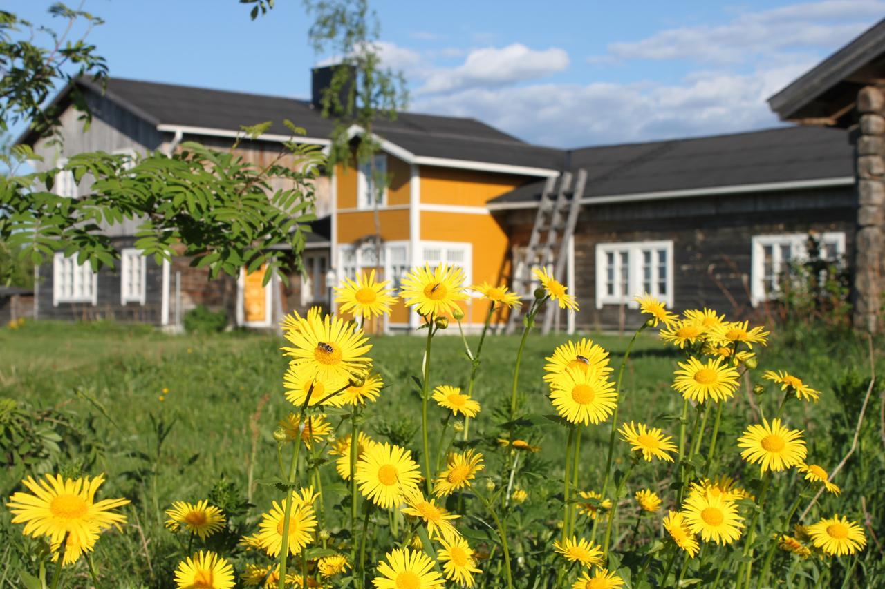 Elves Village Hotel Köngäs Eksteriør bilde